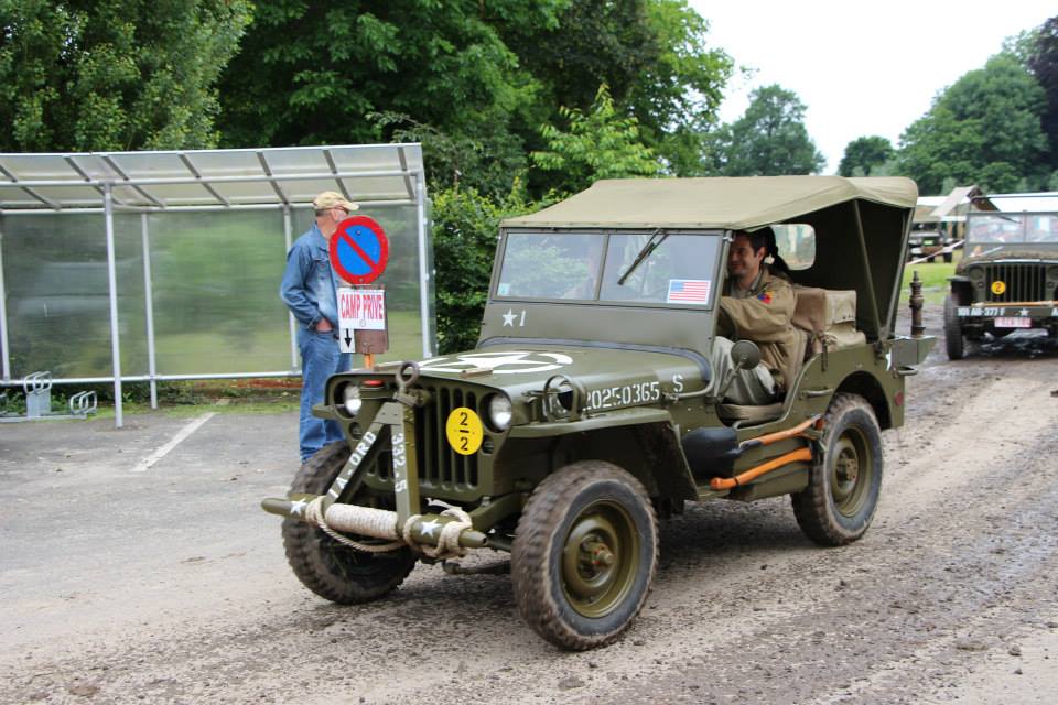 helmut & sa jeep